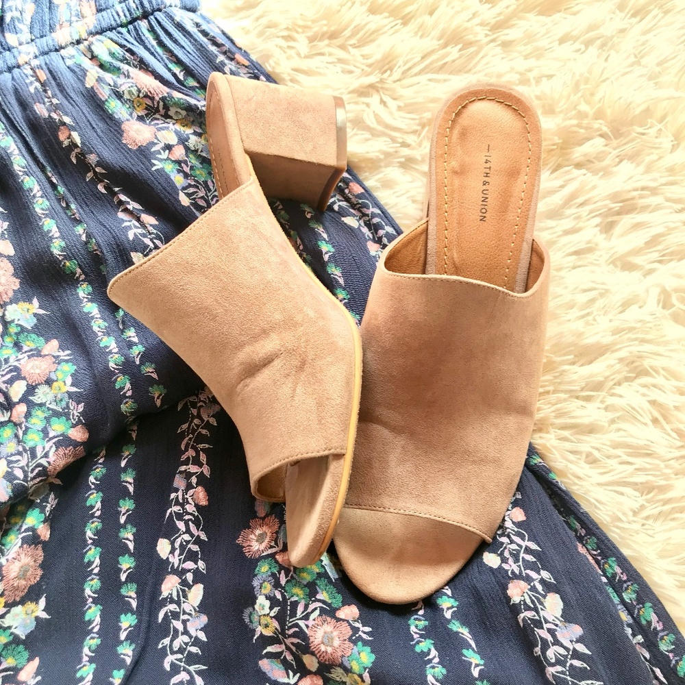 Stylish Open Toe, Block Heel Mule